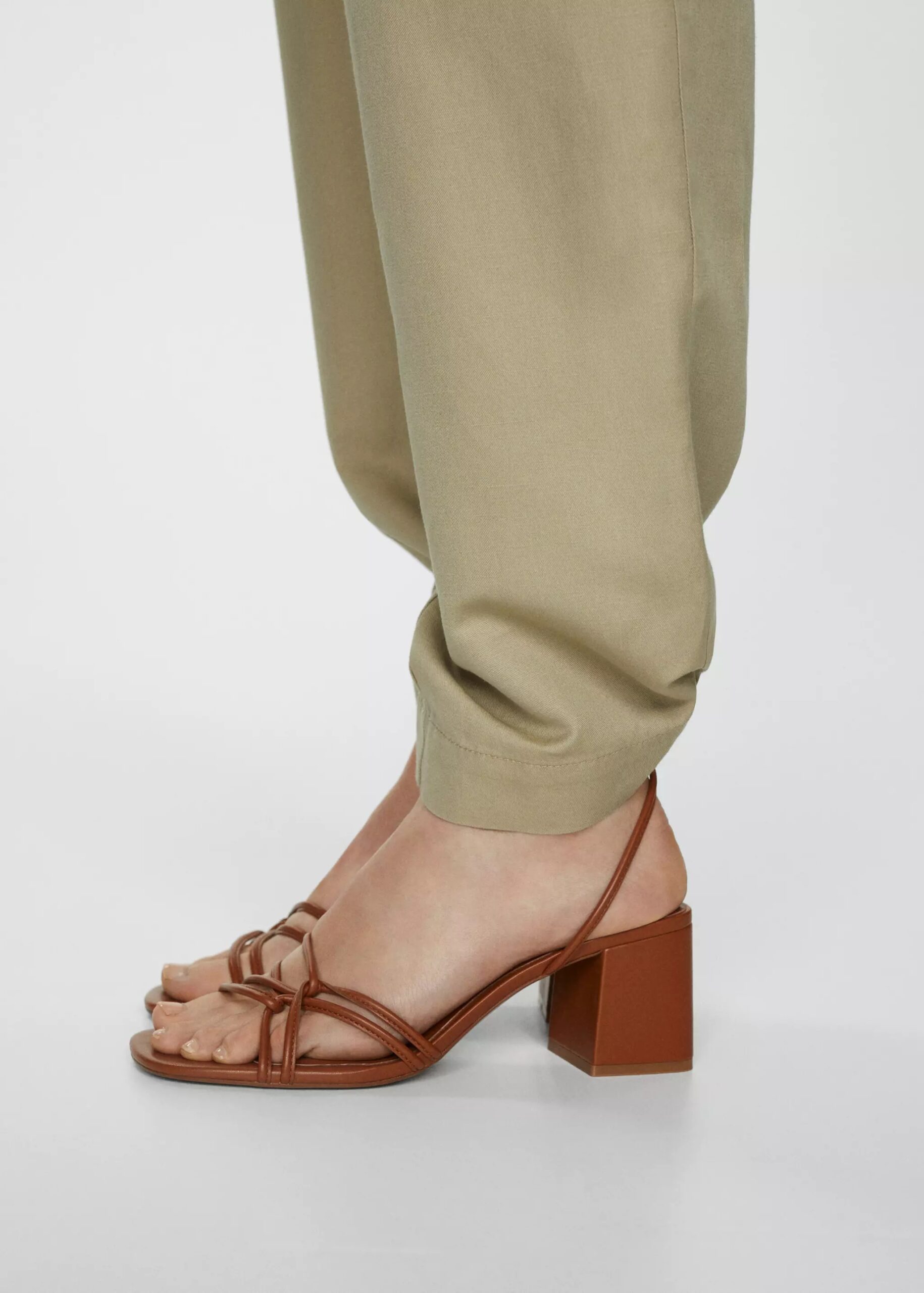 Sandales à lanières et talon marque mango