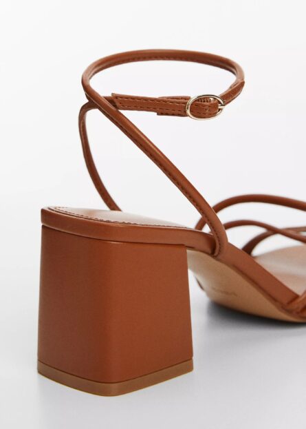Sandales à lanières et talon marque mango – Image 5