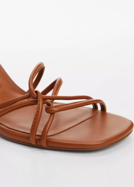 Sandales à lanières et talon marque mango – Image 6